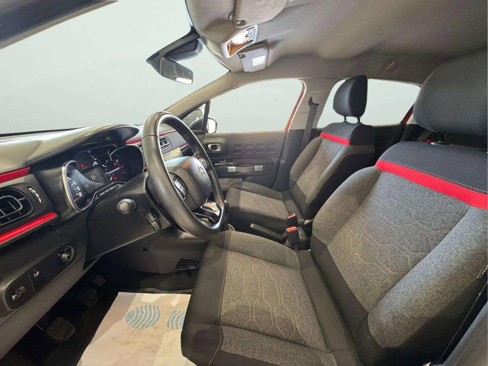 https://cdn-flexicar.caraffinity.it/public_appraisal_images_pro/images/stock/255034/Qjy2y52VGe__WhatsApp Image 2026-04-17 at 09.45.20.jpg
